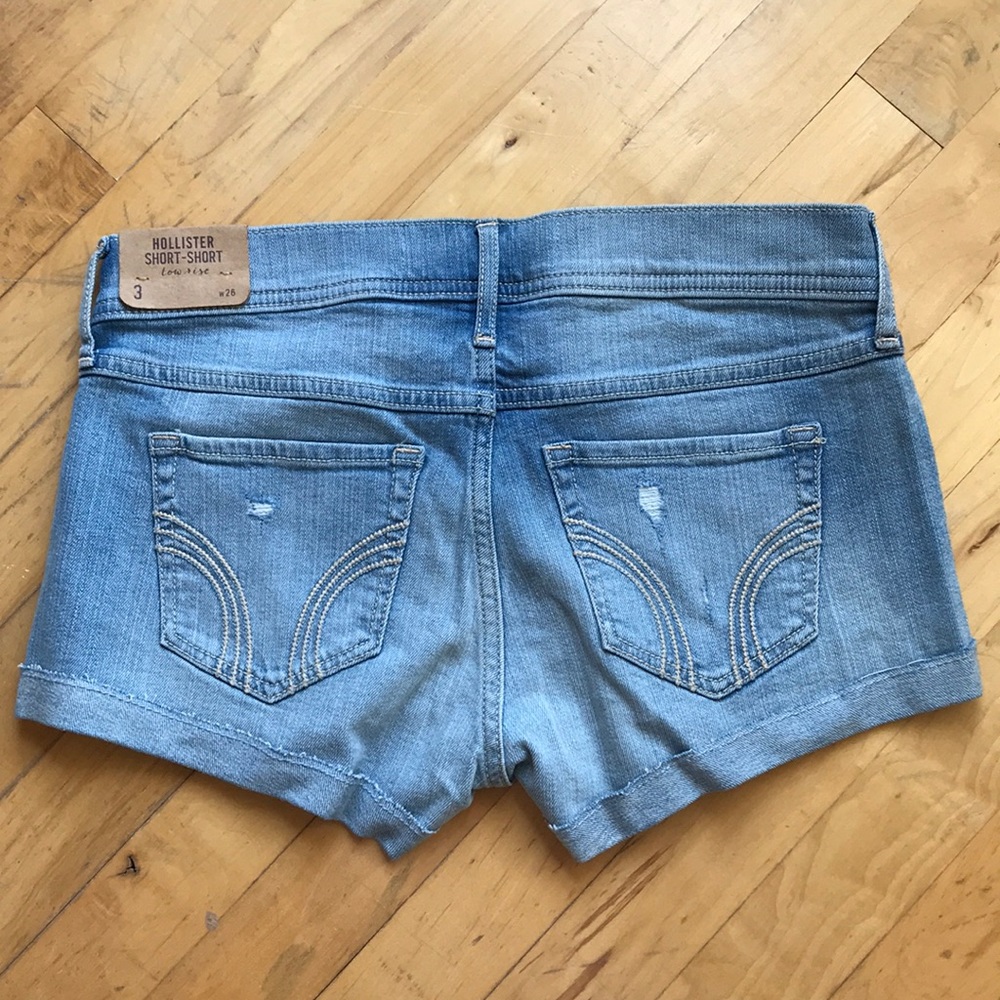 Hollister Jean Shorts, size 3